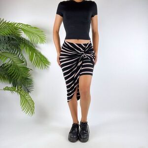 Women's Vintage Black Striped Low Rise Boho Casual Wrapped Midi Skirt / Small